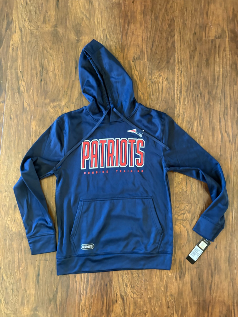 NFL Team Apparel New England Patriots Hoodie Size Small